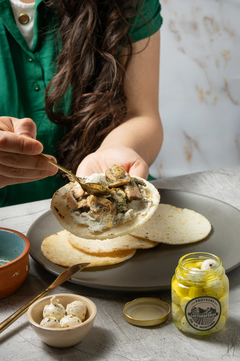 Imagen de Arepa Asada con Lactoesferas y Champiñones