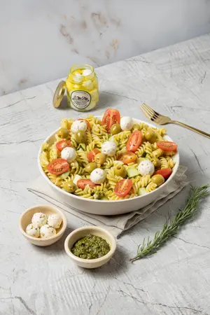 Ensalada Mediterránea con Lactoesferas